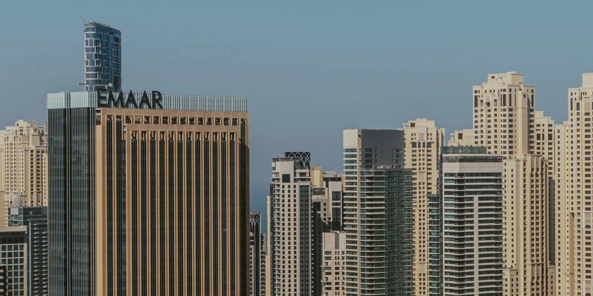 How a Commercial Real Estate Agent in Dubai Saves You Money and Headaches in 2026