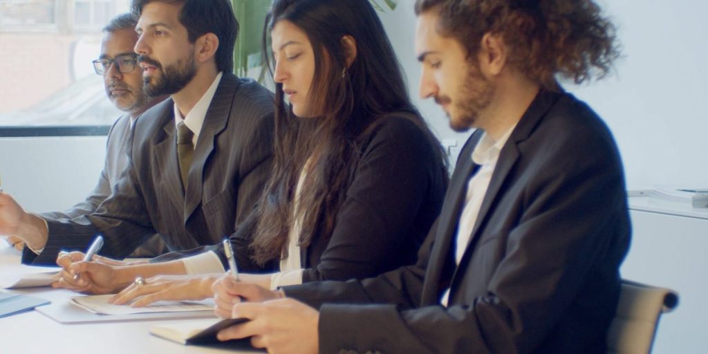 How to Find a Commercial Real Estate Agent in Dubai You Can Trust