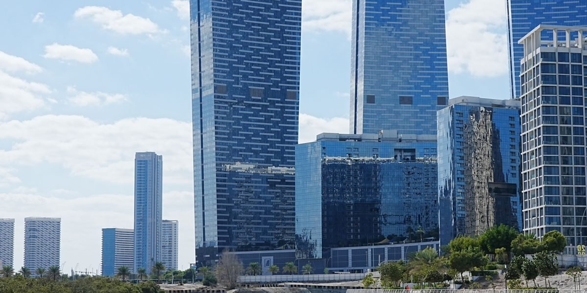 Abu Dhabi Commercial Real Estate 2026 Top Developers and Investment Opportunities
