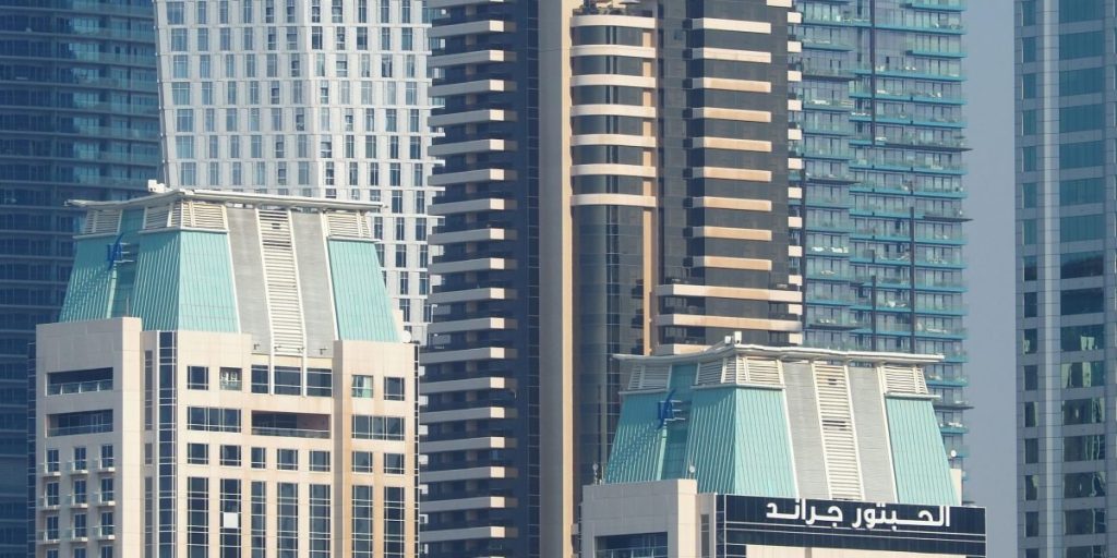 How to Verify Commercial Real Estate Agents in Dubai for 2026